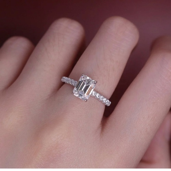 2Ct Emerald Cut GRA Moissanite Ring 18KGP S925 NEW - Picture 10 of 15